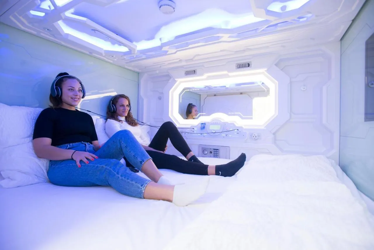 Space Home Apartment - City Center Вена 0*,