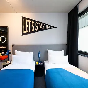 4* Szálloda The Social Hub